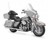 2011 Harley-Davidson FLHTC Electra Glide Classic photo